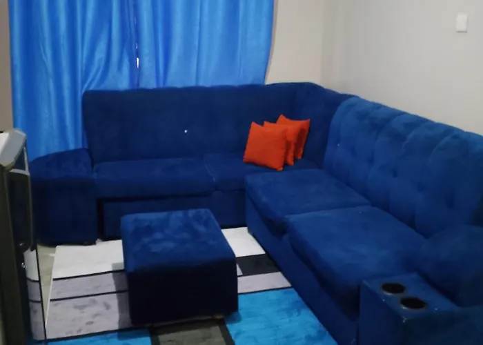 Maloca Stay Near Jkia Embakasi Fedha